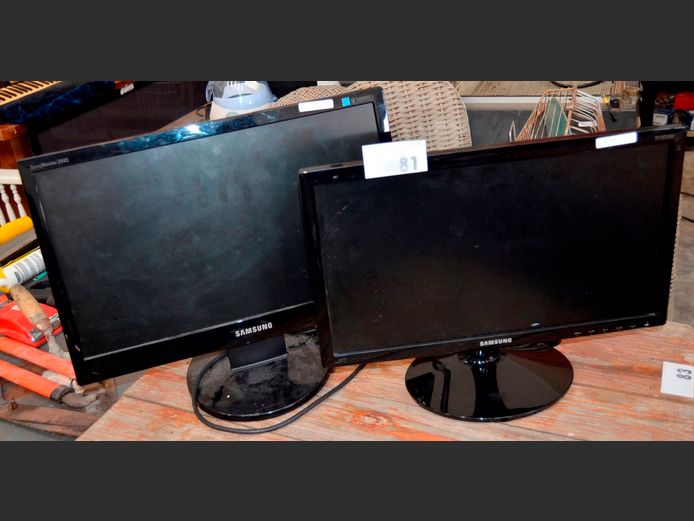 LOT: 2 x SAMSUNG 20" & 19" LCD COMPUTER MONITORS [Untested, no power supplies]