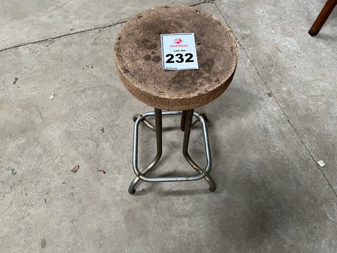 Small bar chair