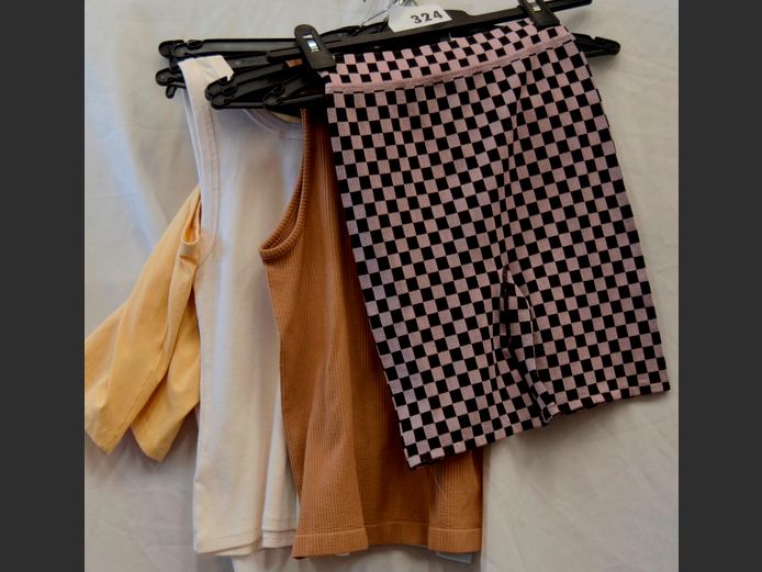 LOT: TANK TOPS & CYCLE SHORTS