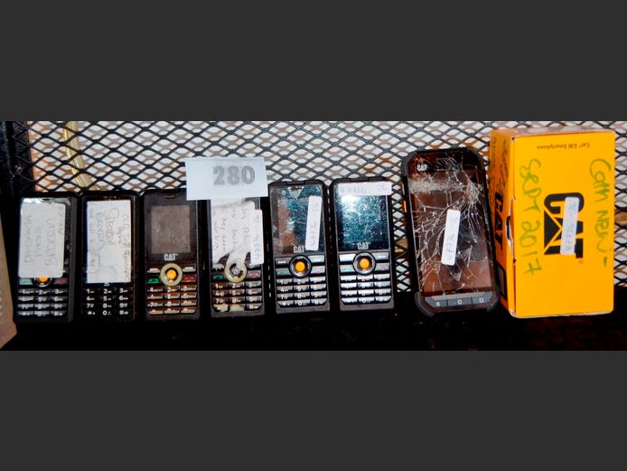 LOT: 8 x CAT CELLPHONES [Damaged, Untested, no chargers]