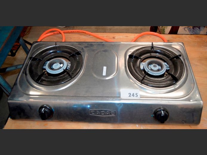 CADAC 2-BURNER GAS STOVE WITH REGULATOR & HOSE, 71 x 37 x 9cm [Untested]