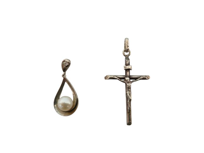 Vintage Sterling Silver Crucifix & Teardrop Cultured Pearl Pendant Duo