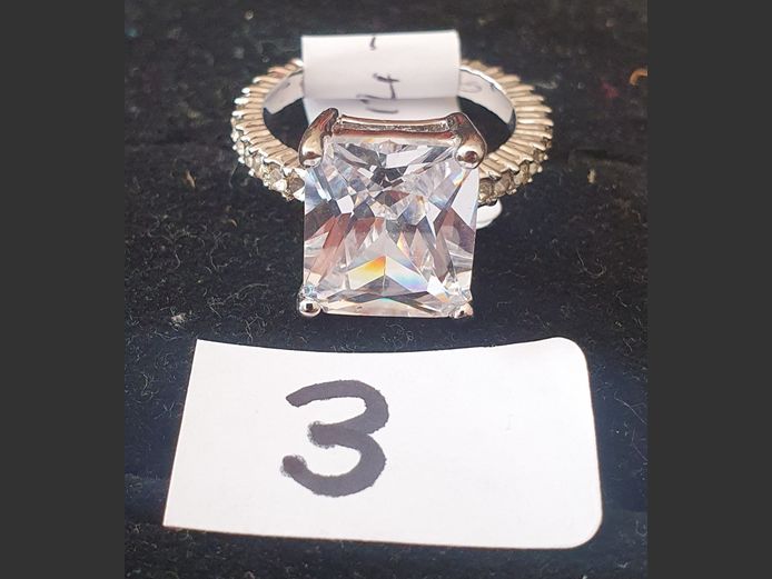 SILVER DRESS RING WITH CLEAR STONES