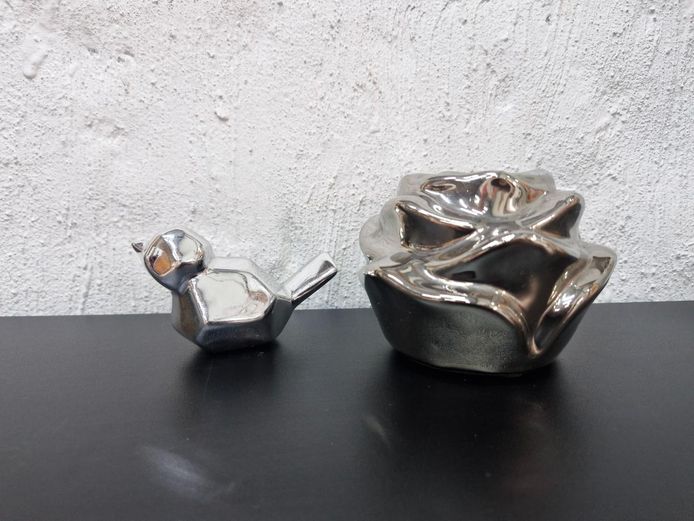 Silver-Toned Ceramic Bird Figurine & Rose Tea-Light Candle Holder