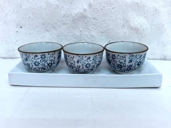 Vintage Blue & White Asian Teacups with Matching Rectangular Tray