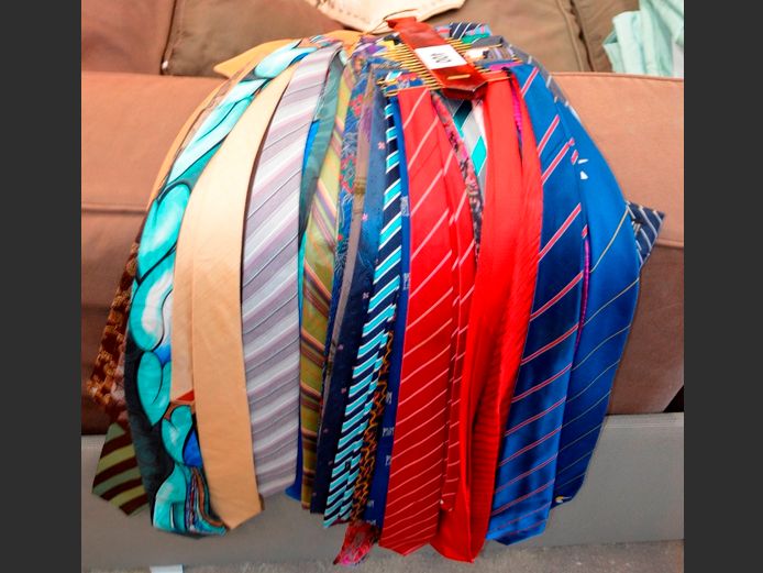ASSORTED TIES WITH TIE RACK