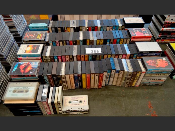 COLLECTION CASSETTE TAPES [Unchecked]