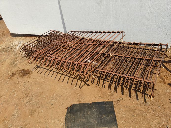 LOT SPANISH BURGLAR BARS