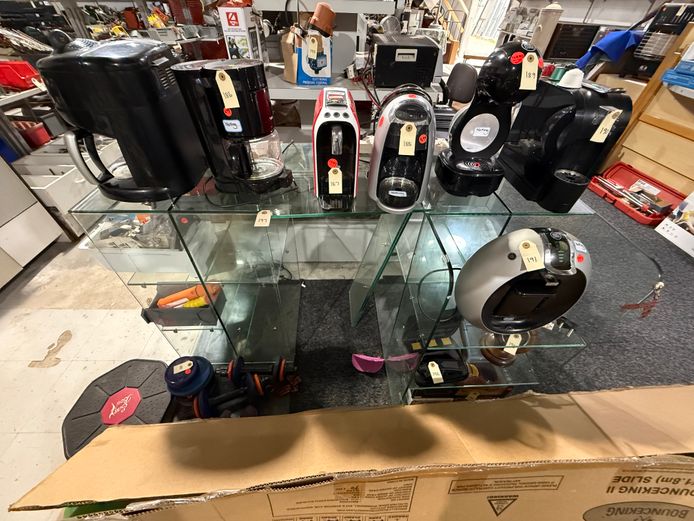 Large Glass Display Unit 