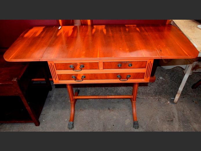 YEW WOOD REGENCY STYLE 3-DRAWER DROPLEAF SERVER ON CLAW FEET, 120 x 46 x 77cm