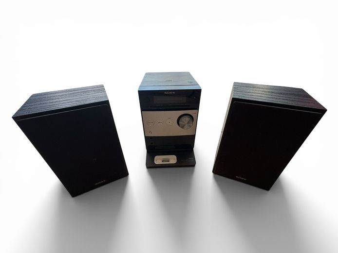 Sony Micro Hi-Fi Stereo System with Speakers