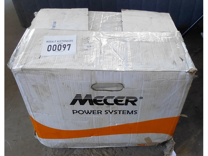 MECER 2400VA 24V BATTERY CENTRE INVERTER 