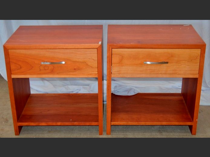 PAIR CHERRYWOOD SINGLE DRAWER BEDSIDE PEDESTALS, 60 x 45 x 65cm