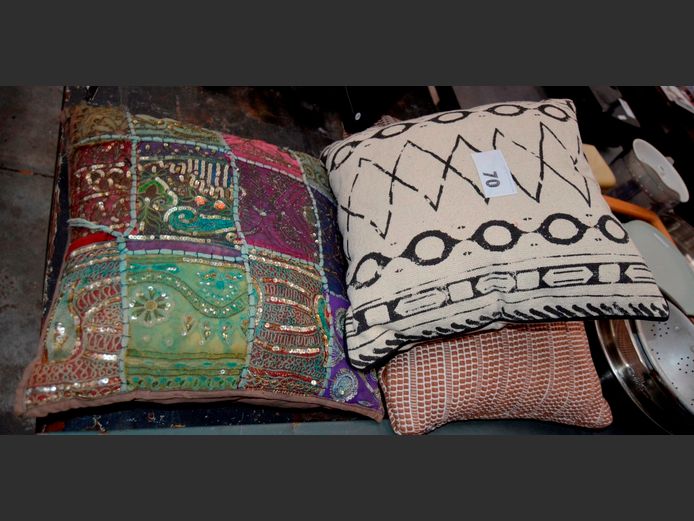 LOT OF 3: SCATTER CUSHIONS
