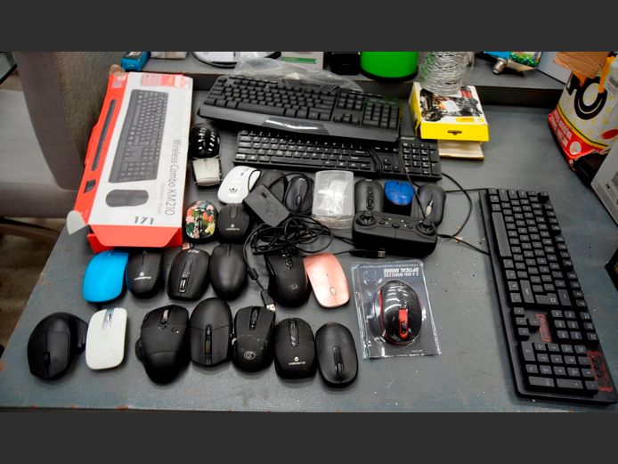 LOT: KEYBOARDS, MOUSES, etc [Untested]