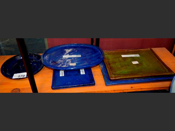 LOT: GLAZED PLANT POT SAUCERS