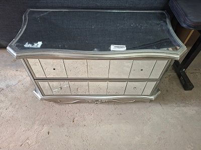 Mirror Pedestal - Silver