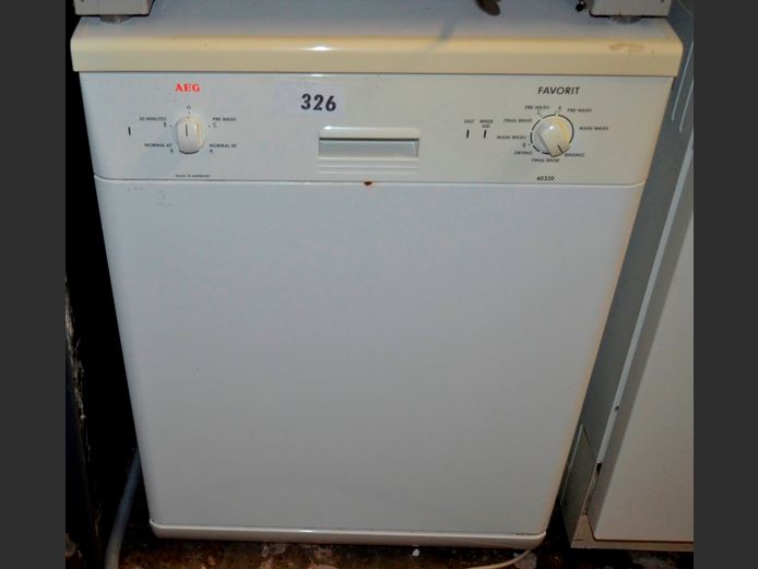 AEG FAVORIT 40320 DISHWASHER [Switches on]