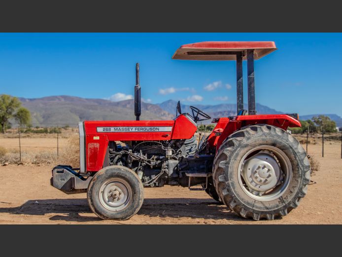 Massey Ferguson 268 trekker