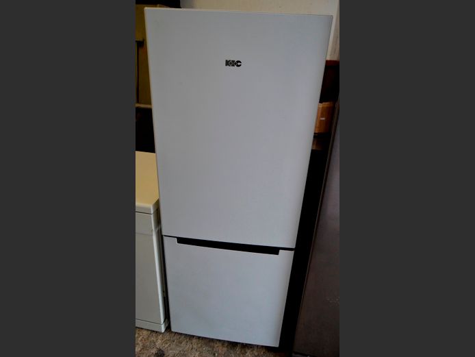 KIC FRIDGE FREEZER [Getting cold]