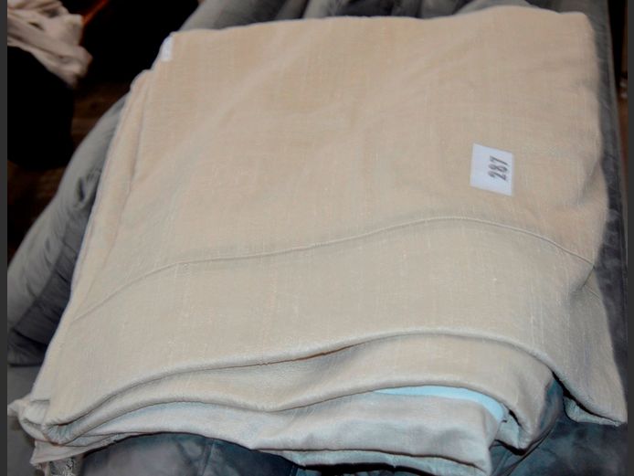 SINGLE BEIGE CURTAIN