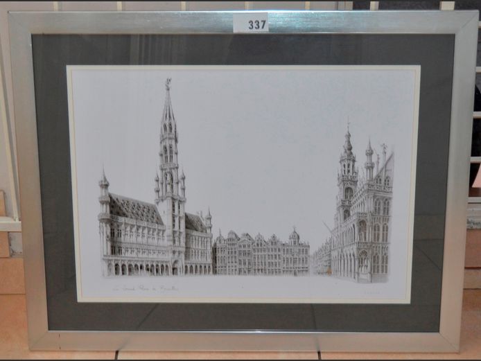 FRAMED ETCHING "LA GRAND-PLACE DE-BRUXELLES" BY Y. ZIGELAN, 69 x 49cm