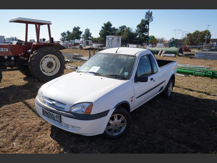 Ford Bantam 1.6 / CXH745FS / 2005 / 490 000 km