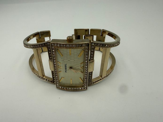 Collection of 3 Ladies Quartz Wristwatches – Fossil & Tempo