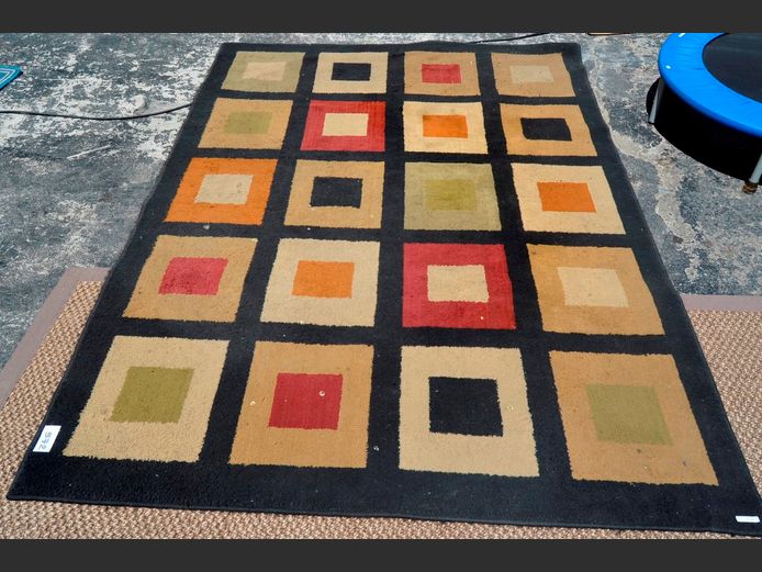 BLACK, BEIGE & BURGUNDY CARPET, 220 x 160cm [Needs a clean]