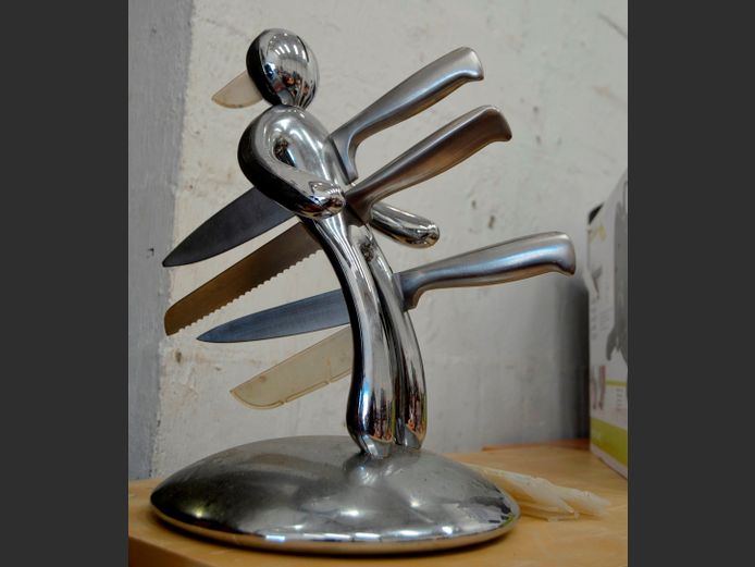 RAFAELLO IANNELLO KNIFE BLOCK WITH KNIVES, 38cm High [Some knives needed]