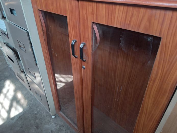 2 glass-doored wooden display unit