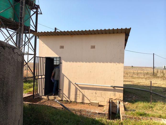 PUMP HOUSE