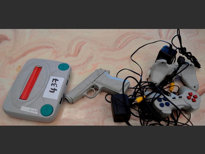 8-BIT TV GAME STATION [Untested]