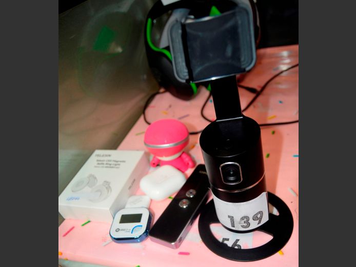 TELESIN C03 MAGNETIC SELFIE LIGHT, EARPODS, MINI VOICE RECORDER, ROTATING CAMERA, etc [Untested]