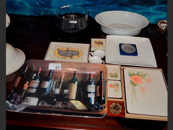 GLASS BOWL, WHITE CERAMIC OVAL CASSEROLE, VARIOUS PLACEMATS, etc