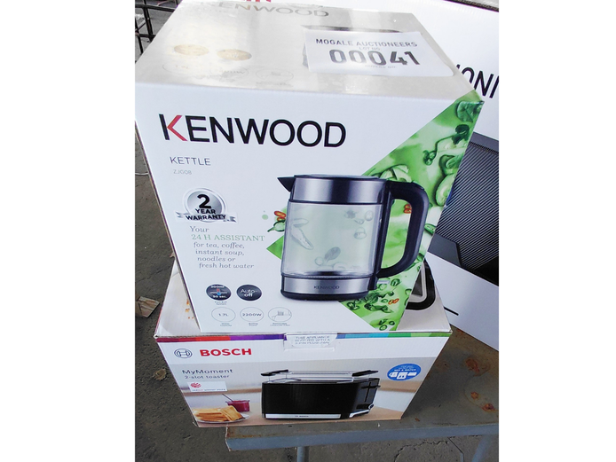 LOT OF KENWOOD KETTLE/ BOSCH MY MOMENT 2-SLOT TOASTER 