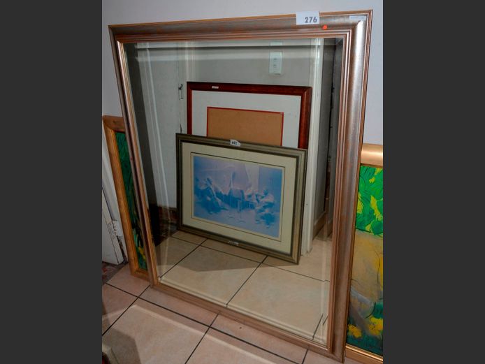 SILVER GILT FRAMED & BEVELLED MIRROR, 130 x 100cm