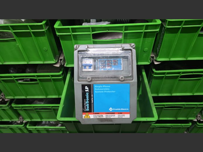 SUBTRONIC DATA 120, FRANKLIN 230 V , 2.2 KW