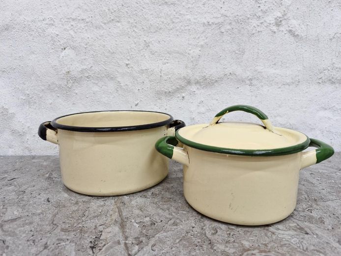 Vintage Enamel Kitchenware Set with Green Rim Detail 