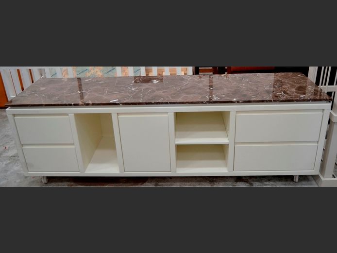 WHITE PAINTED SUPAWOOD TV STAND WITH MARBLE TOP ON CASTORS, 190 x 45 x 63cm