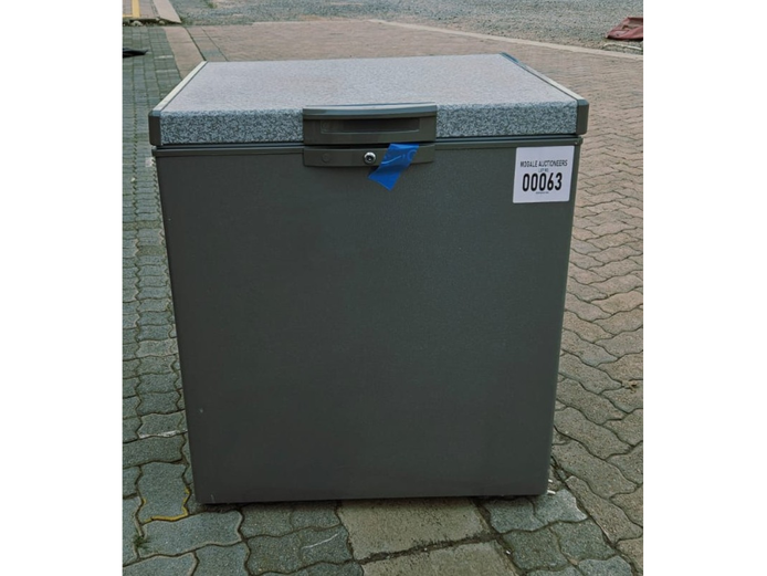 DEFY 195L CHEST FREEZER