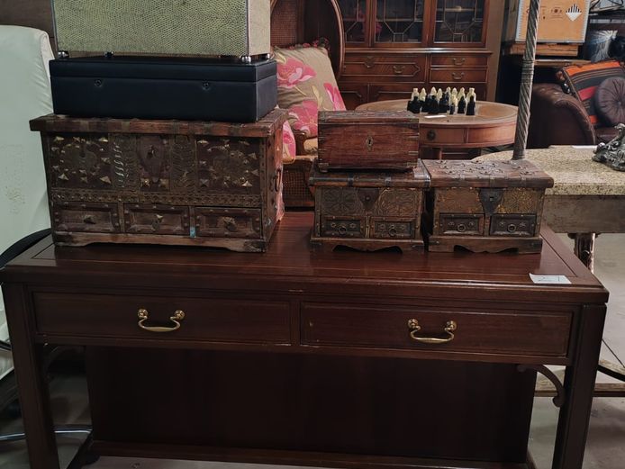 Vintage Server & Storage Chests (STC)