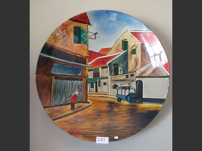 GLASS FIBRE HAND-PAINTED DECORATIVE WALL PLATE "STREET SCENE"