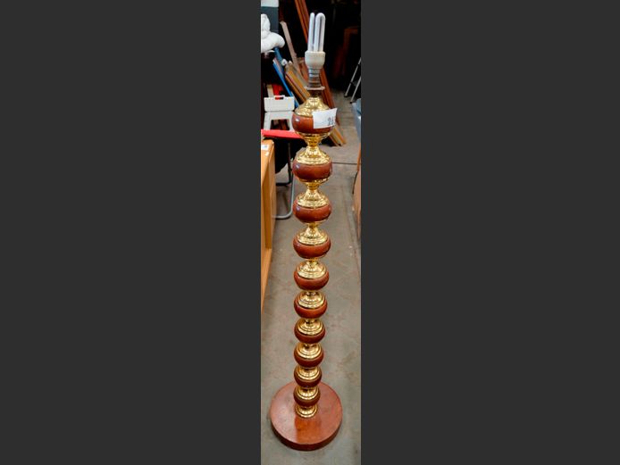 WOOD & BRASS FLOOR LAMP, 125cm High [No shade] [#: 403512981]