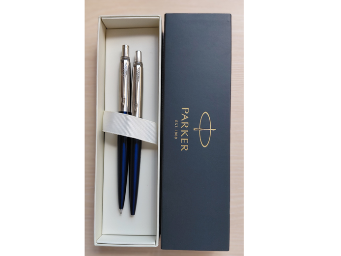 PARKER JOTTER BALLPOINT ROYAL BLUE PEN SET