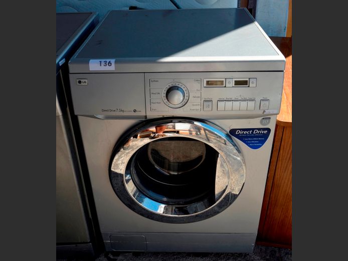 LG DIRECT DRIVE 7.5kg FRONT LOADING WASHING MACHINE [Switches on, Untested further]