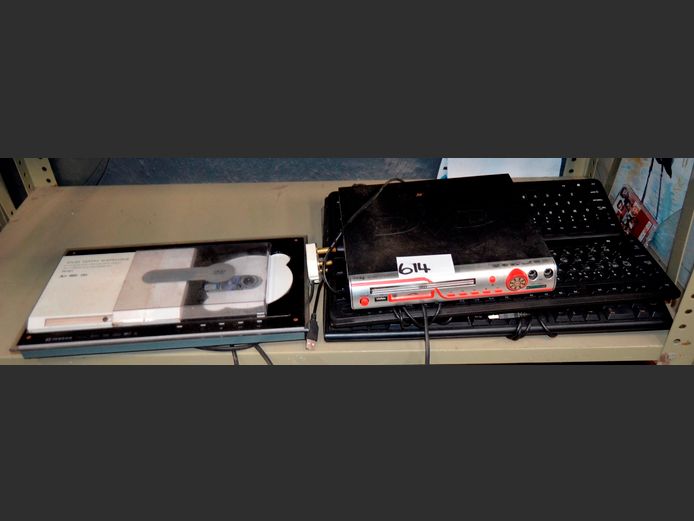 JEBSON KARAOKE DVD PLAYER, KEYBOARD, etc [Untested]