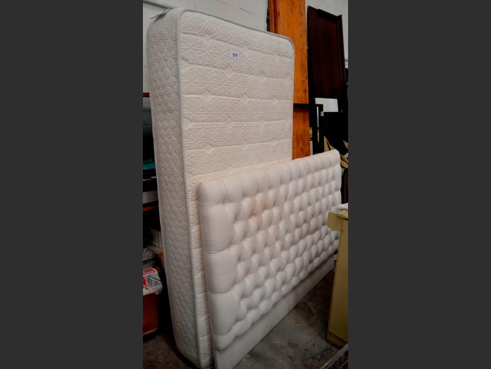 NEWER HALO SINGLE MATTRESS & A WHITE BUTTON BACK HEADBOARD [Headboard needs a clean]