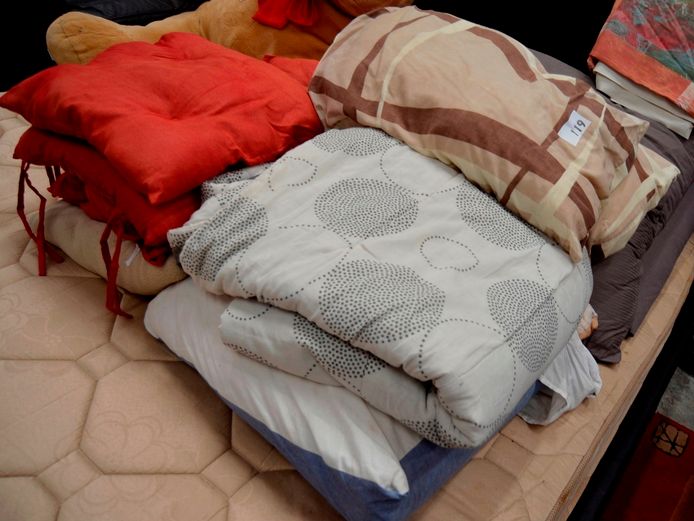 COMFORTERS, PILLOWS, CURTAINS, etc