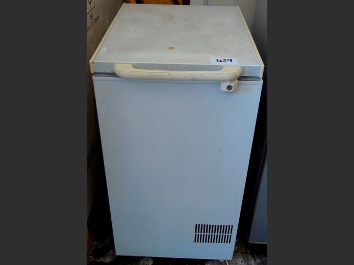 FRIDGEMASTER CHEST FREEZER [Getting cold]